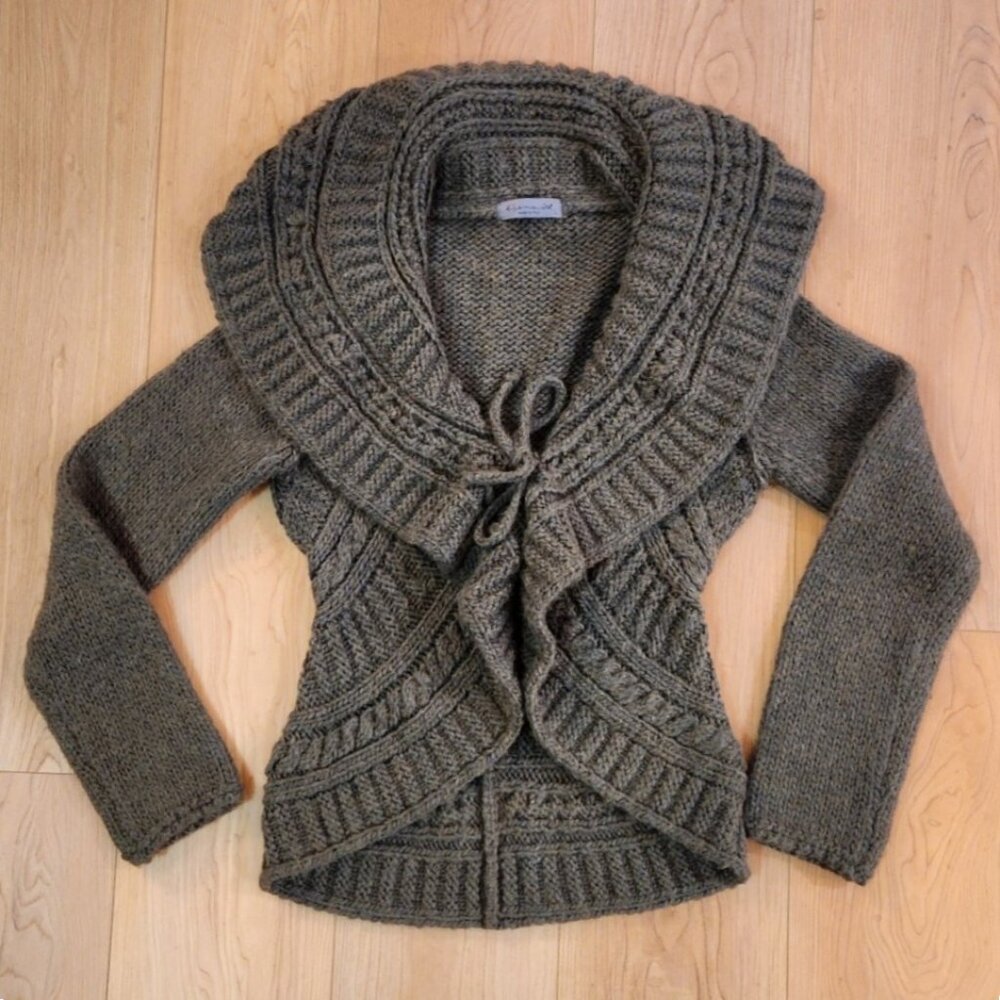 Elsamanda Flounce Collar Sweater